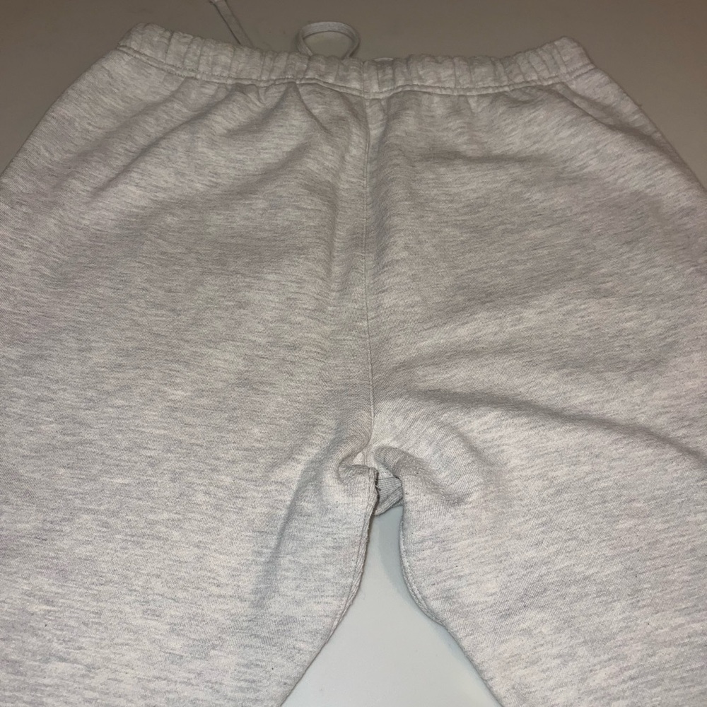 Essentials Sweatpants - Picture 4 of 4